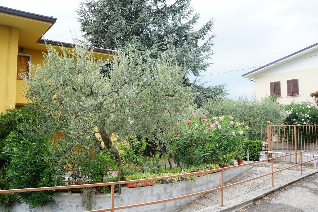 Villa Atlantic à Bardolino Extérieur photo